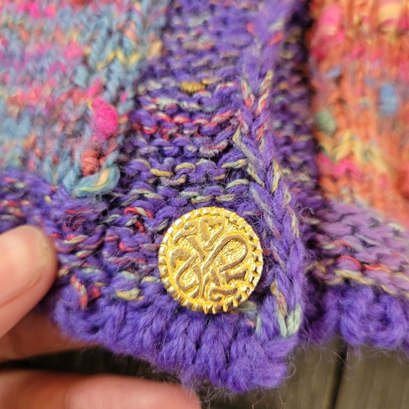 The Peruvian Connection Handmade Multicolor Sweate - Picture 4 of 10